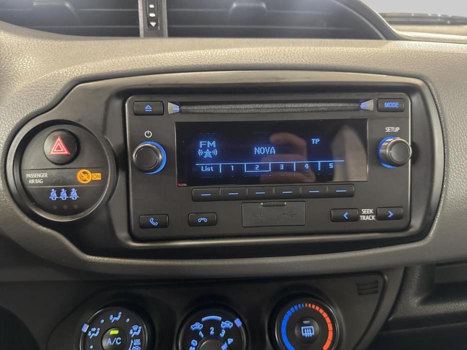 TOYOTA Yaris 2019