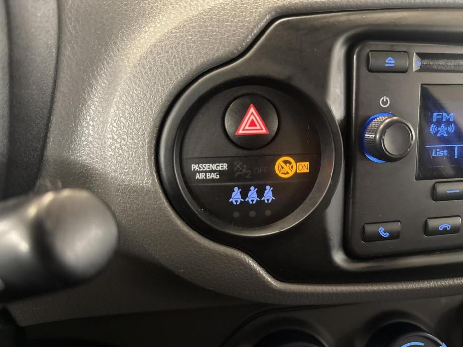 TOYOTA Yaris 2019