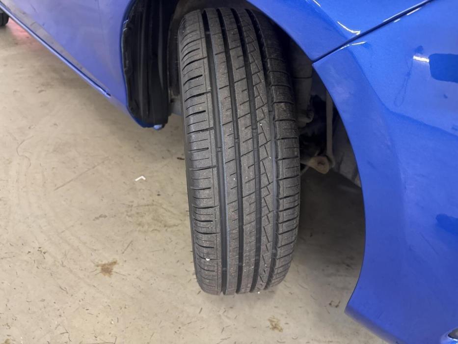 TOYOTA Yaris 2019