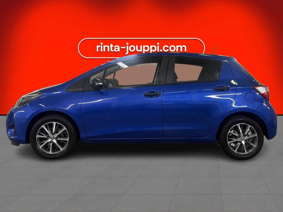 TOYOTA Yaris 2019
