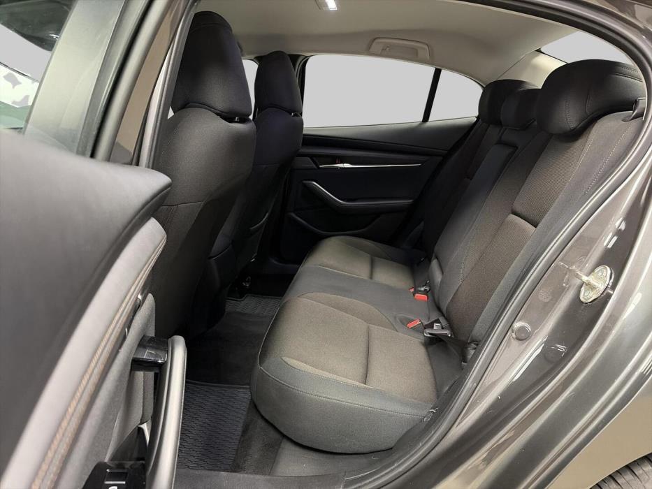 MAZDA 3 2020