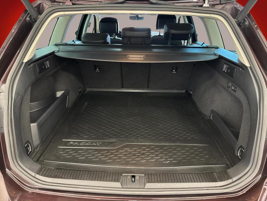 VOLKSWAGEN Passat 2016