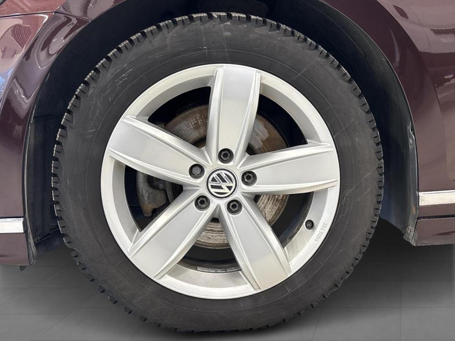 VOLKSWAGEN Passat 2016
