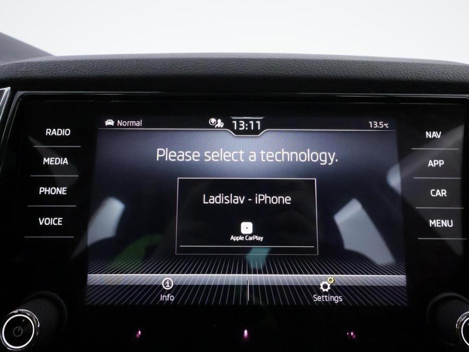 SKODA KAROQ 2023
