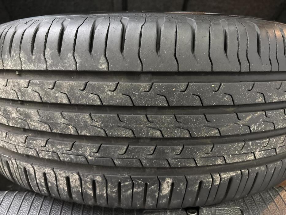 VOLKSWAGEN Golf 2012