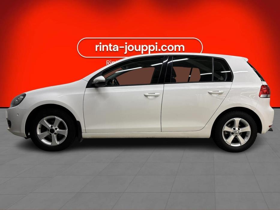 VOLKSWAGEN Golf 2012