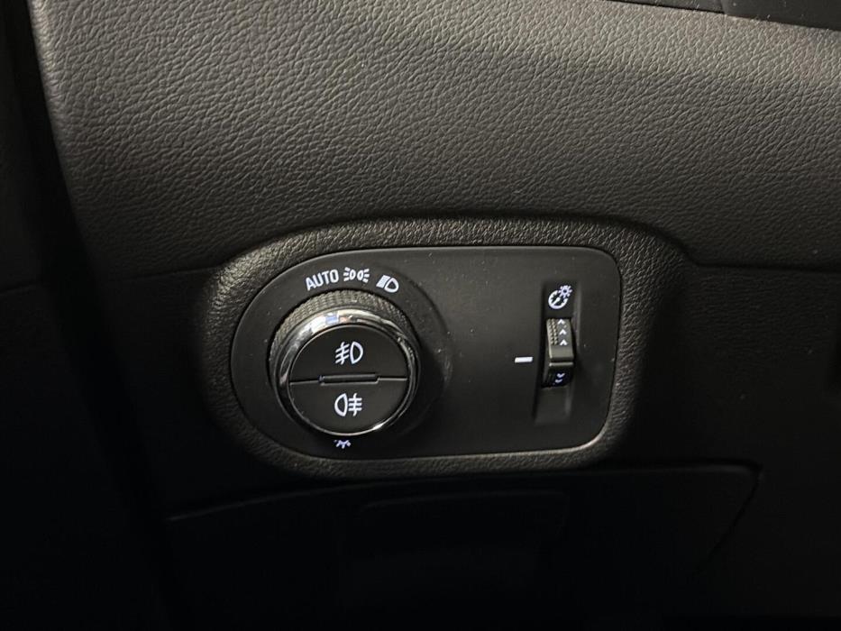 OPEL ZAFIRA 2017
