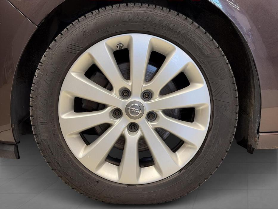OPEL ZAFIRA 2017