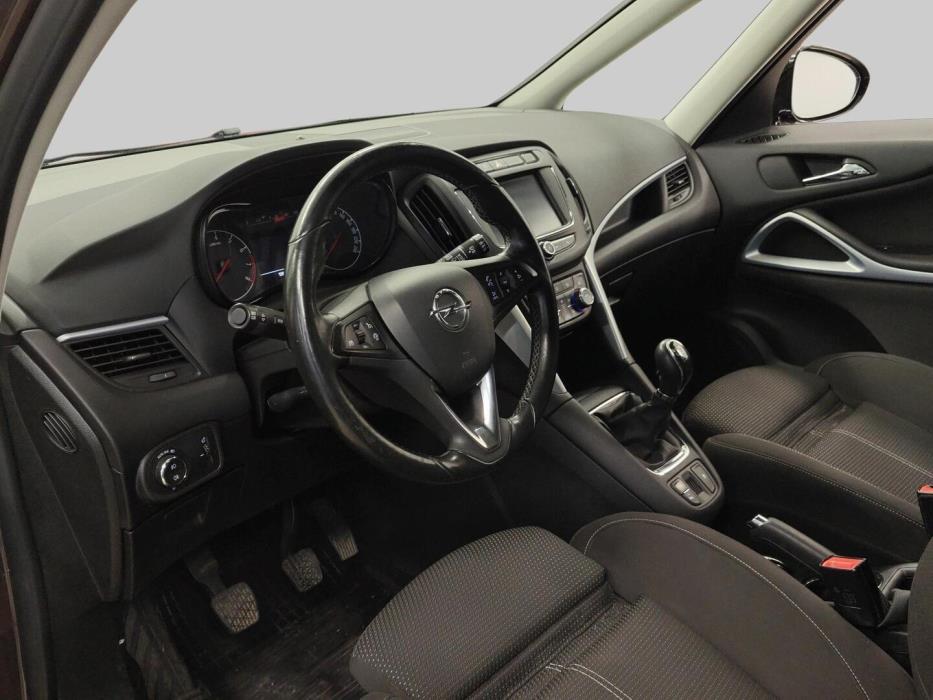 OPEL ZAFIRA 2017