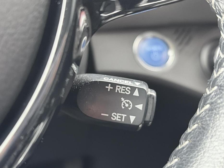 TOYOTA Yaris 2017