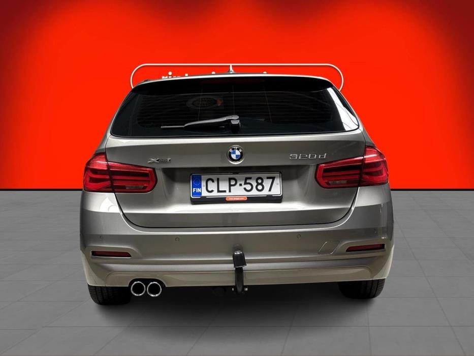 BMW 320 2018