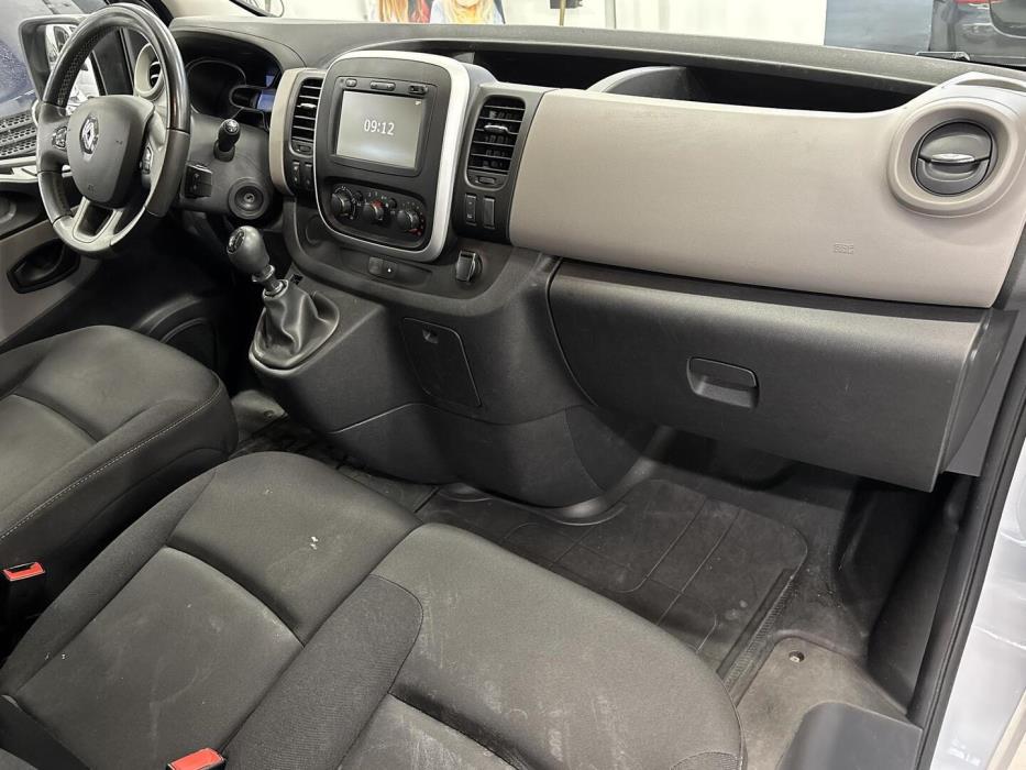 RENAULT Trafic 2019