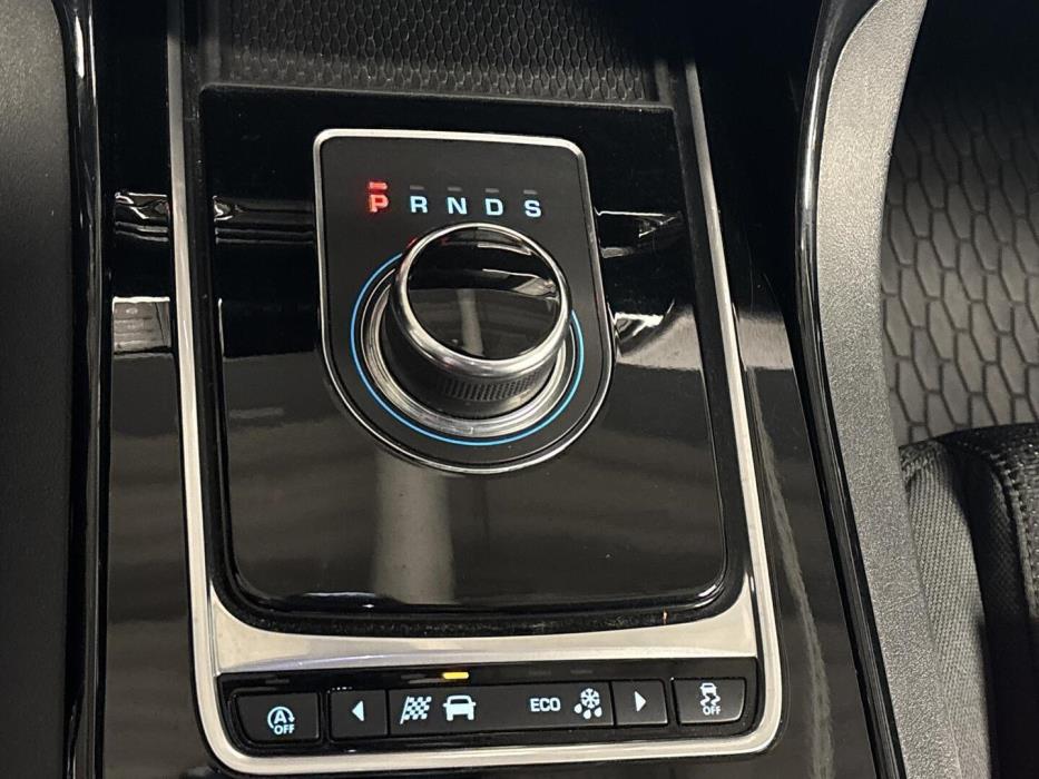 JAGUAR XE 2019