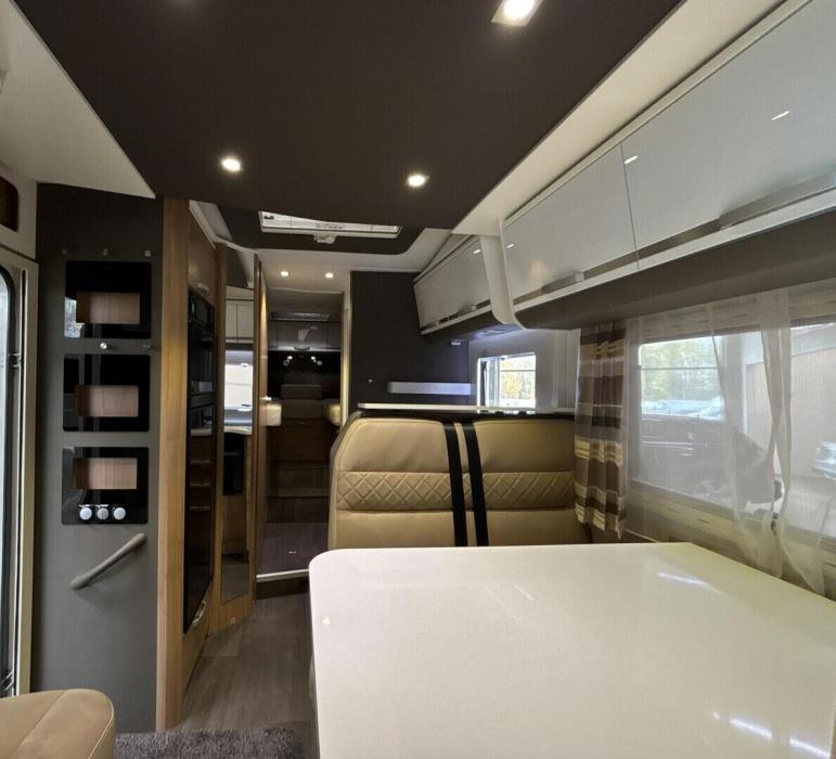 ADRIA MATRIX M 670 SL Plus 2019