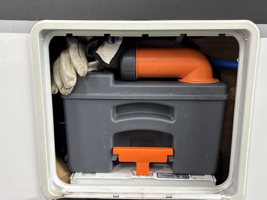 ADRIA MATRIX M 670 SL Plus 2019