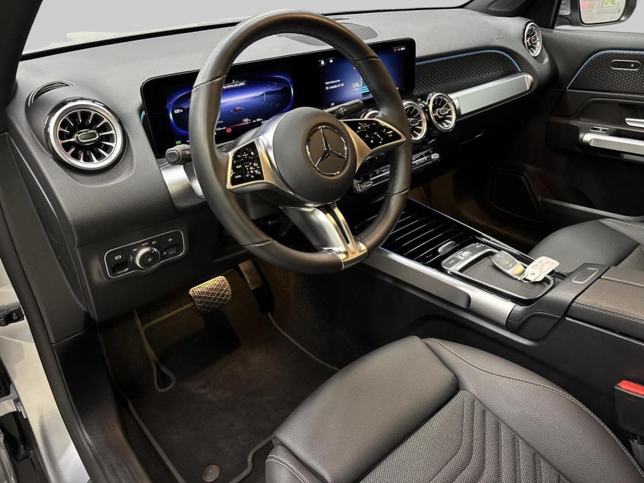 MERCEDES-BENZ EQB 2024