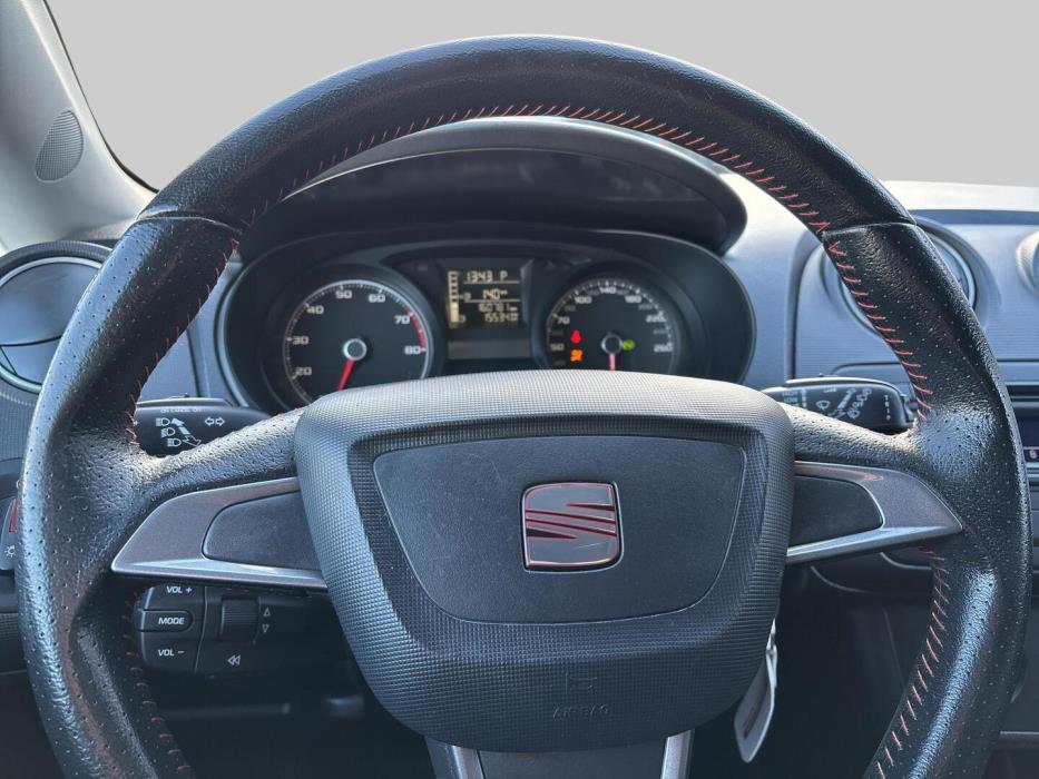 SEAT Ibiza ST 2013