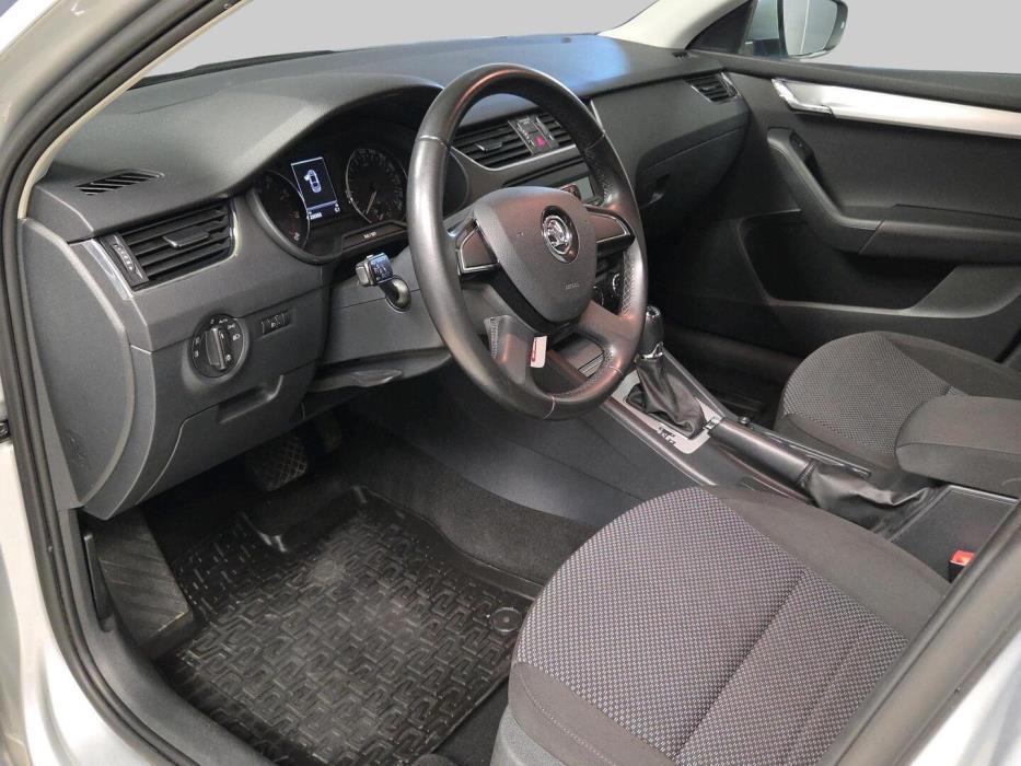 SKODA Octavia 2014