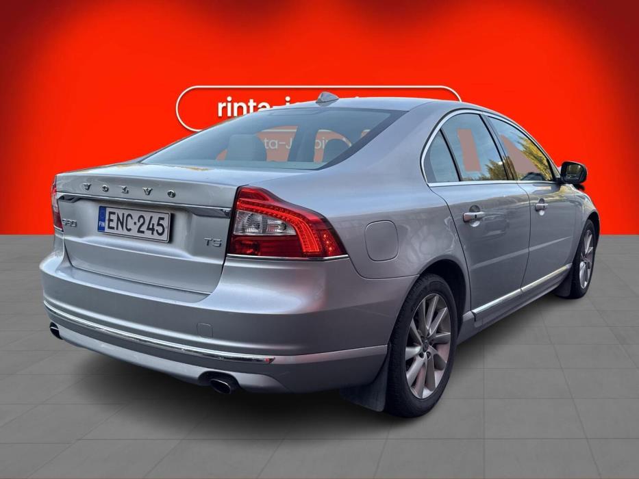 VOLVO S80 2015