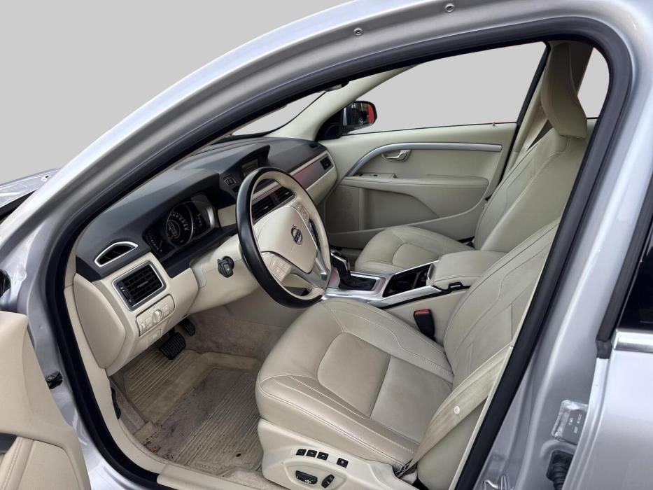 VOLVO S80 2015