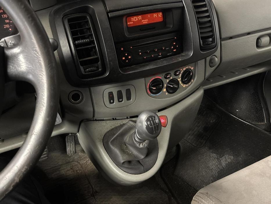 NISSAN Primastar 2007