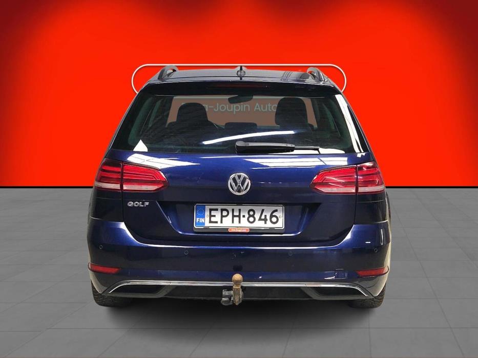 VOLKSWAGEN Golf 2018