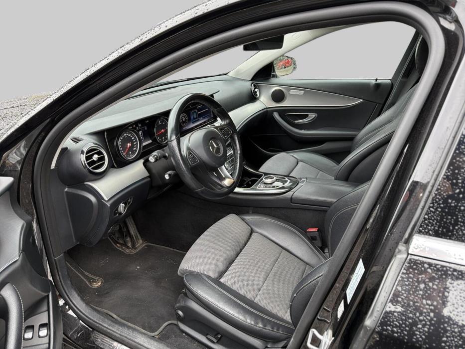 MERCEDES-BENZ E 2018