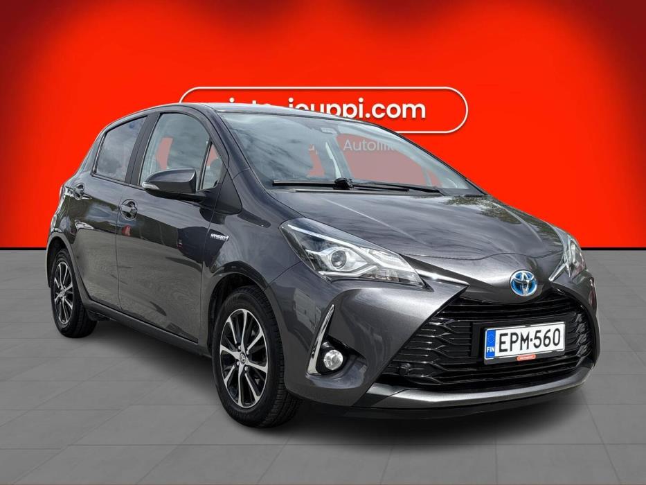 TOYOTA Yaris 2018