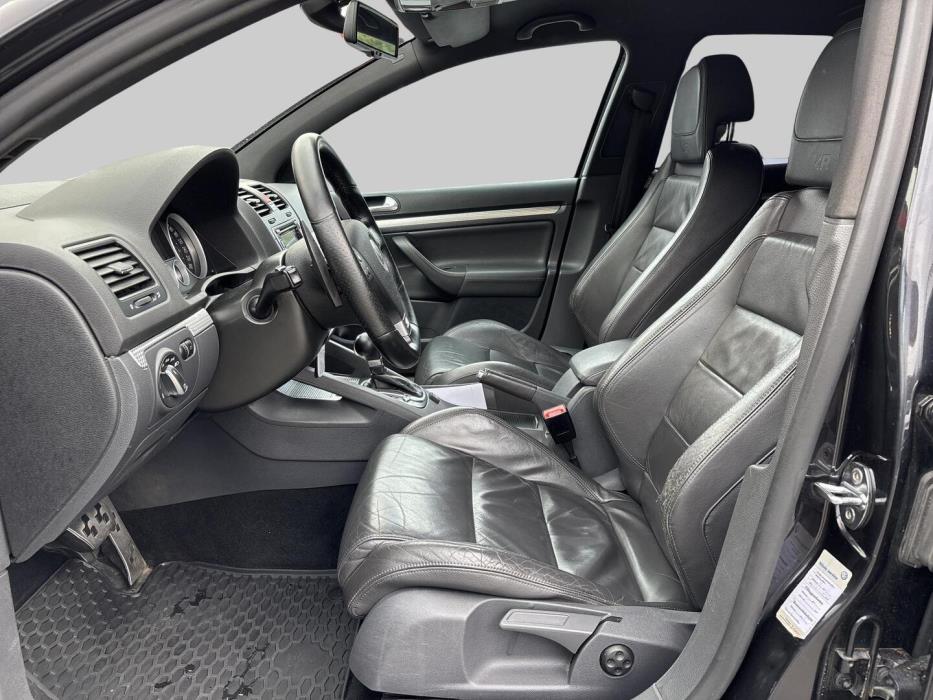 VOLKSWAGEN Golf 2007