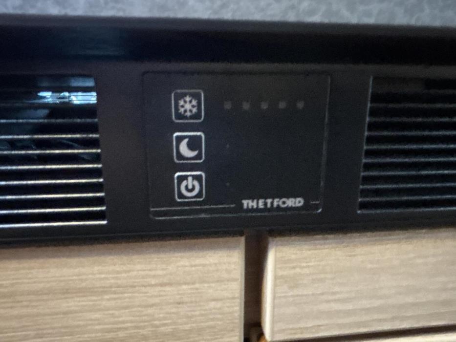 ROADCAR VAN R 600 2020