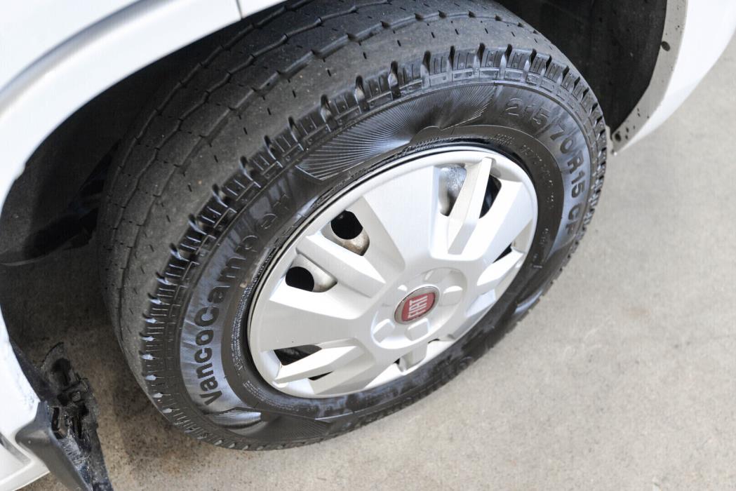 ROADCAR VAN R 600 2020