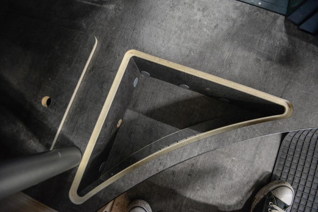 ROADCAR VAN R 600 2020