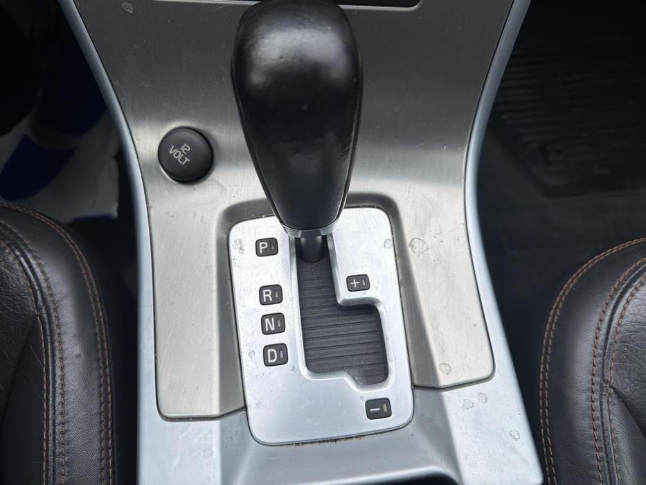 VOLVO XC60 2010