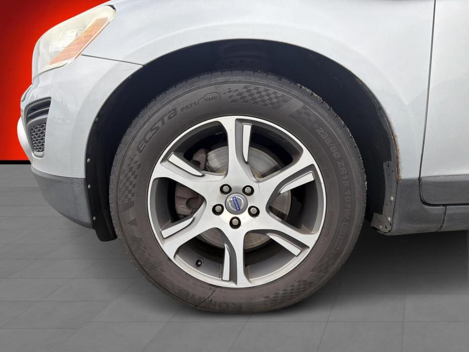 VOLVO XC60 2010
