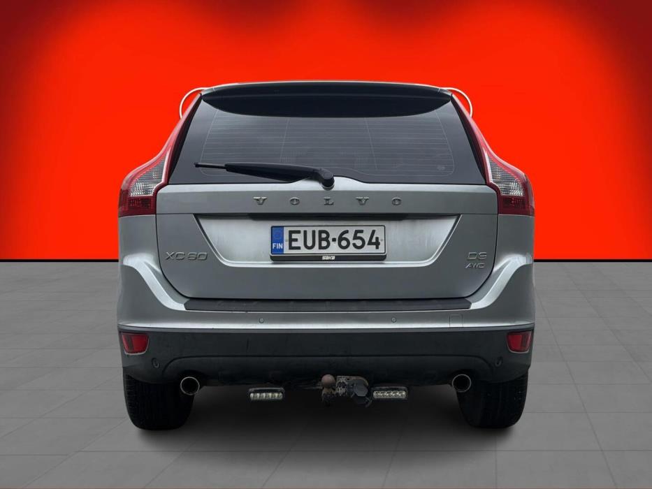 VOLVO XC60 2010