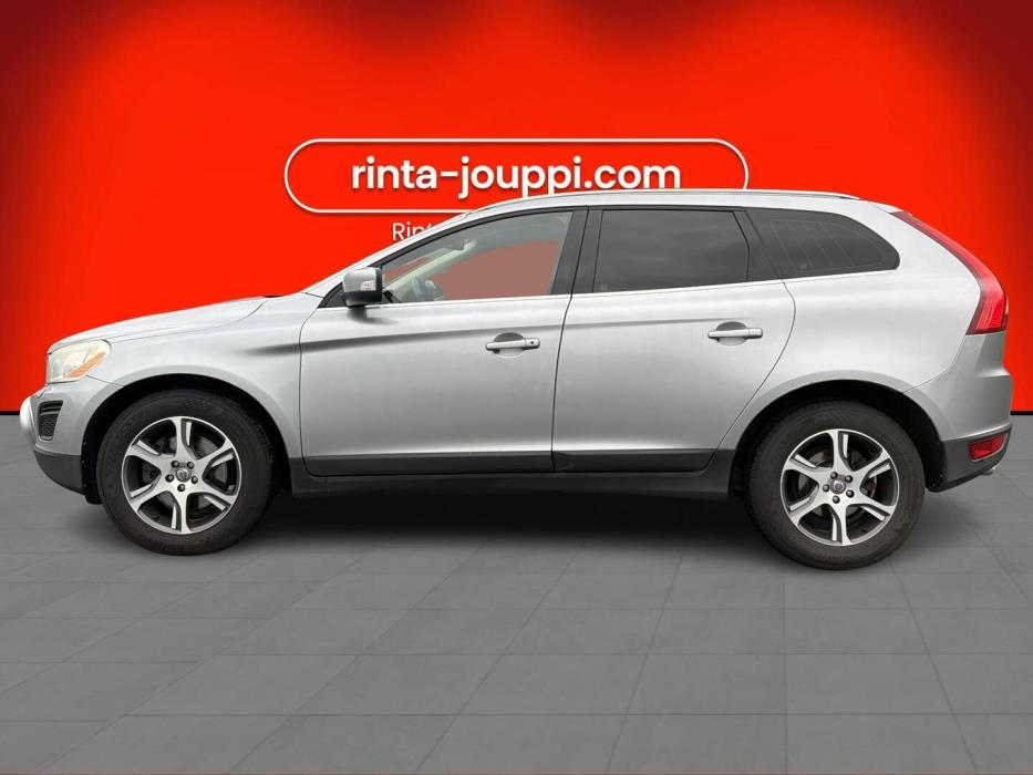 VOLVO XC60 2010