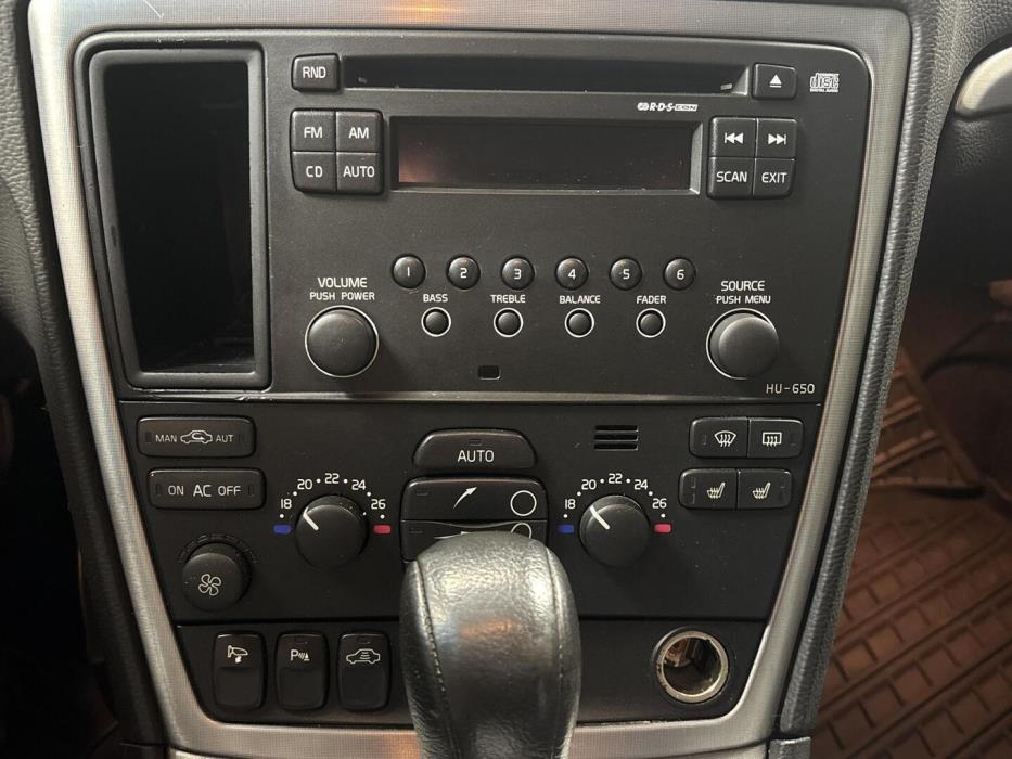 VOLVO V70 2007