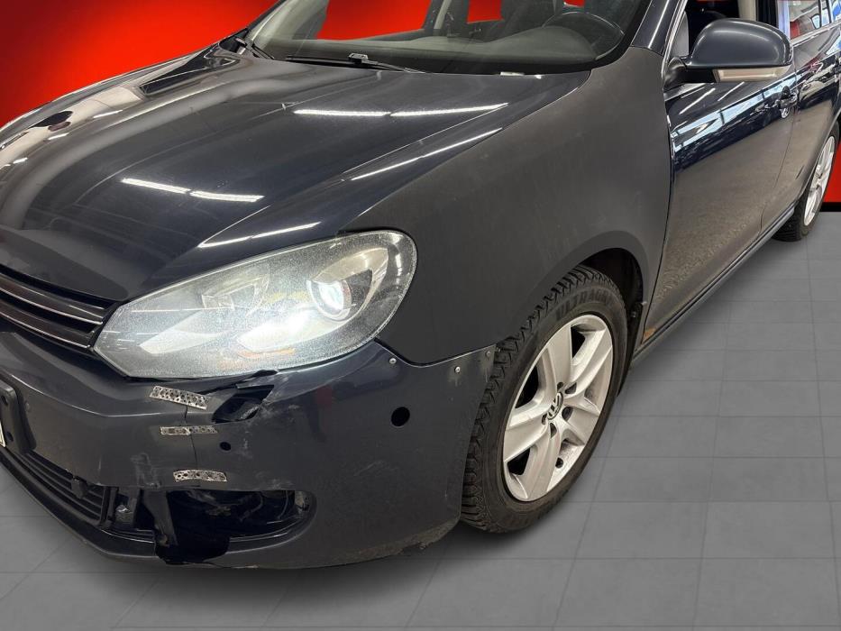 VOLKSWAGEN Golf 2010
