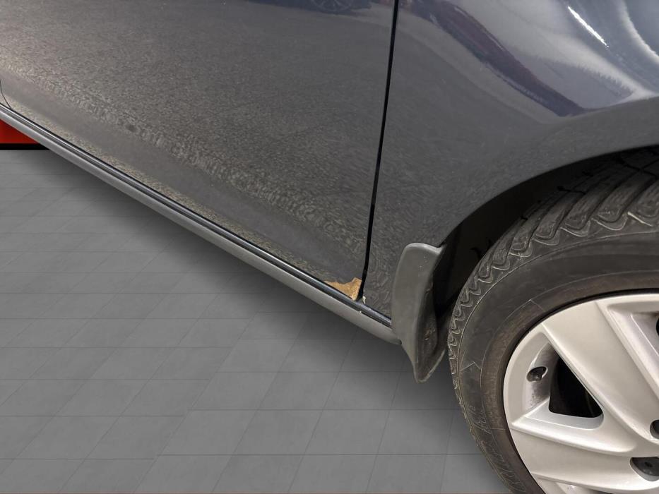 VOLKSWAGEN Golf 2010