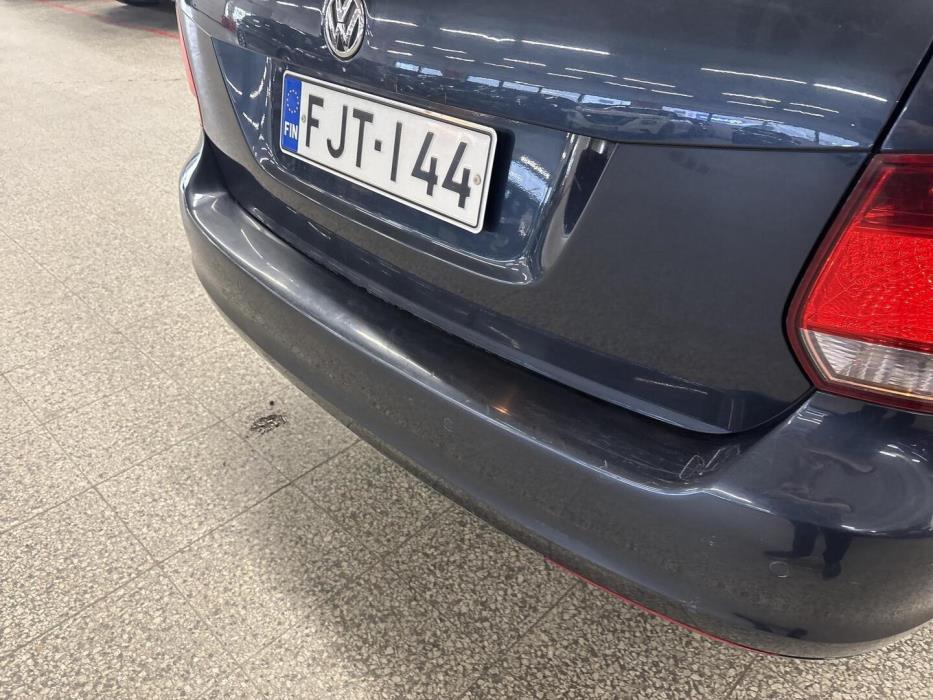 VOLKSWAGEN Golf 2010