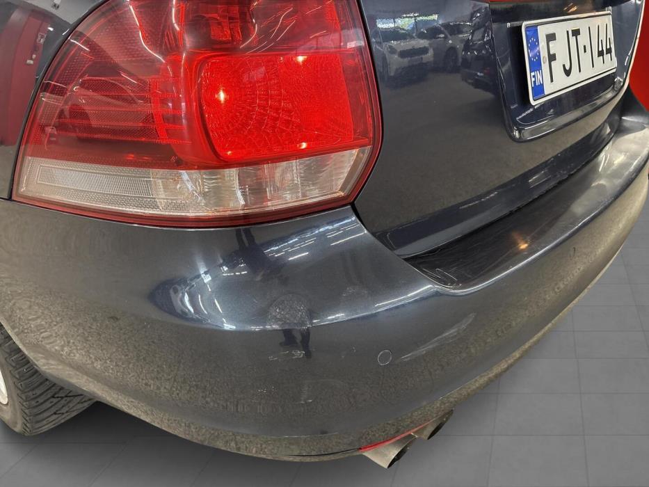 VOLKSWAGEN Golf 2010