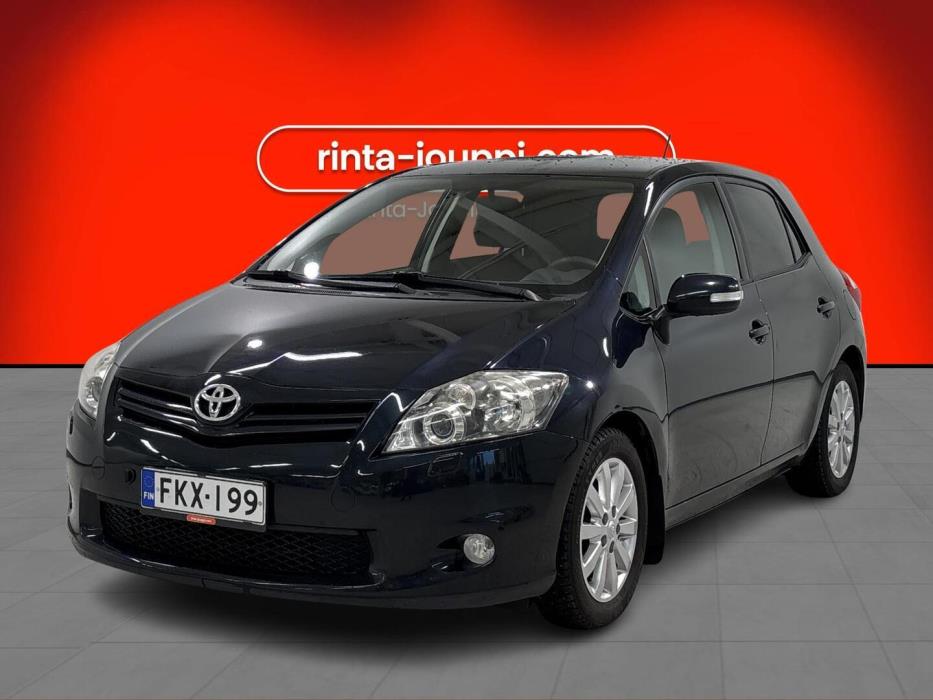 TOYOTA Auris 2012