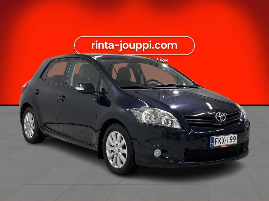 TOYOTA Auris 2012