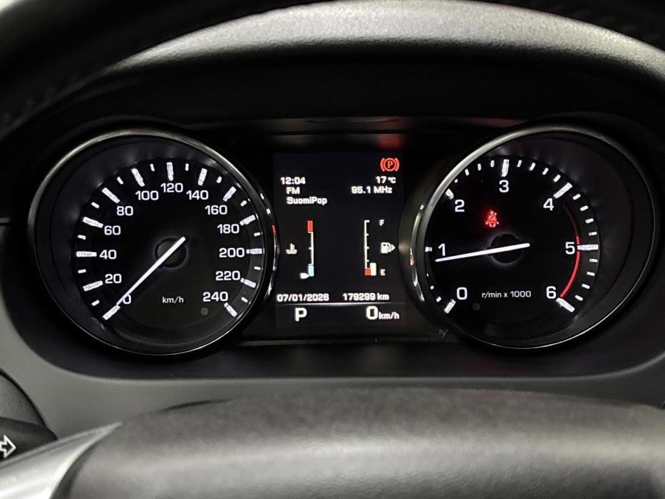 LAND ROVER Discovery Sport 2015