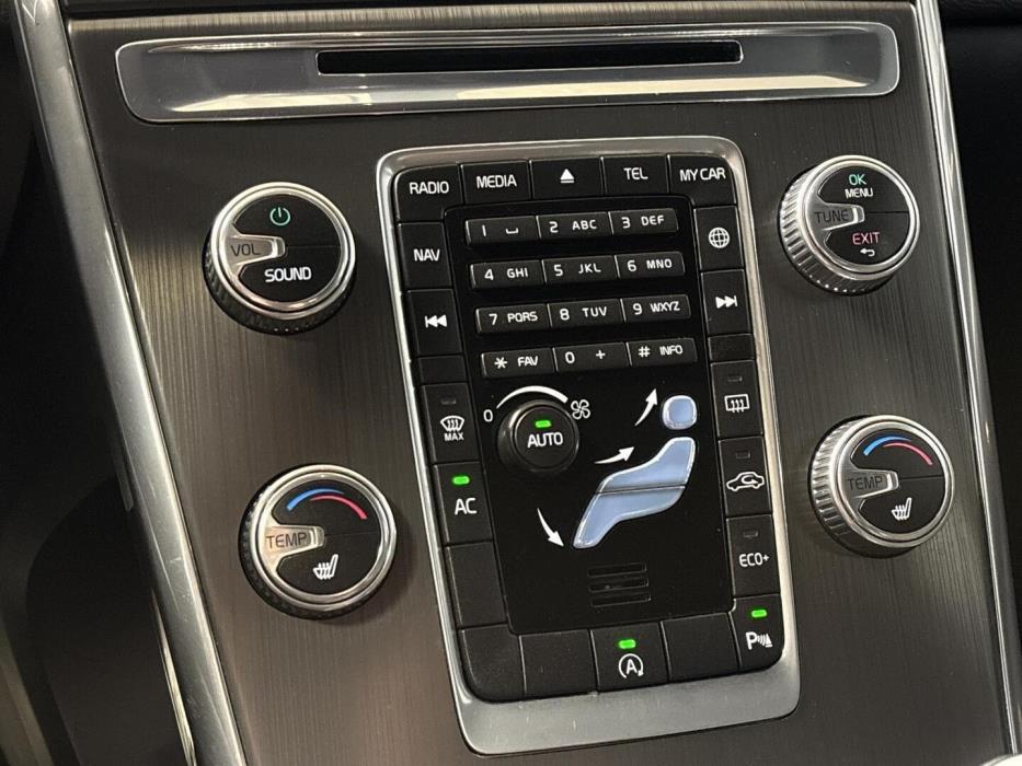 VOLVO XC60 2016