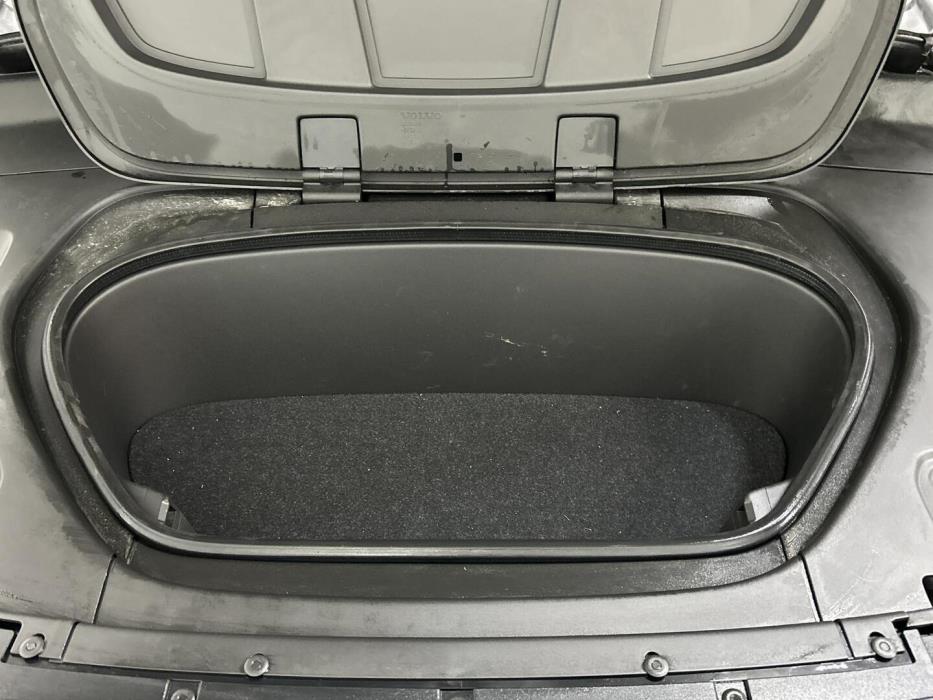 VOLVO C40 2022