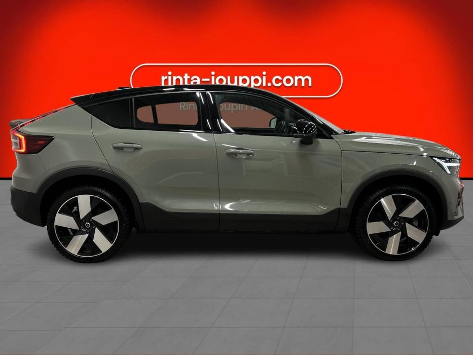 VOLVO C40 2022