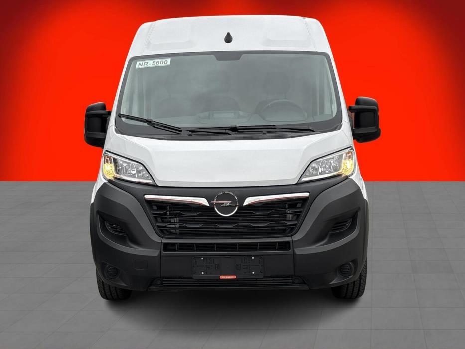 OPEL MOVANO 2024