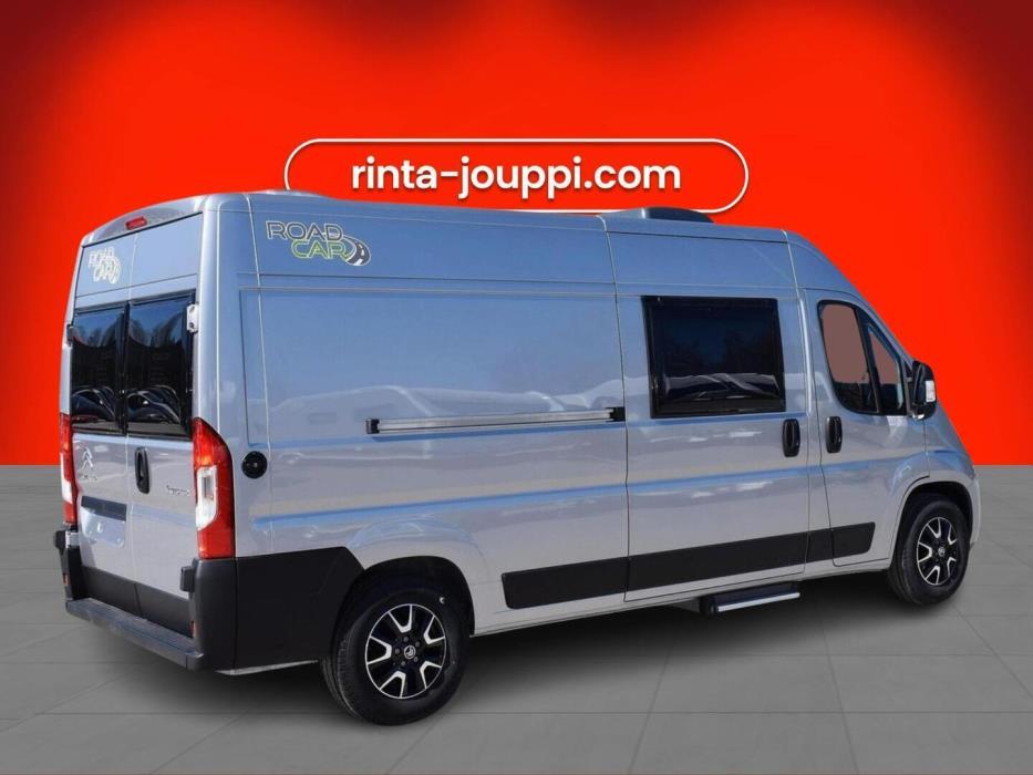 ROADCAR VAN R 601 2024