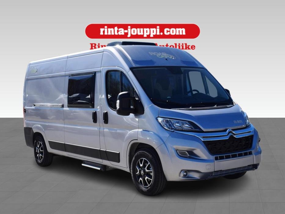 ROADCAR VAN R 601 2024